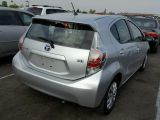 Toyota Prius C 1.5 CVT (99 л.с.) 2013 с пробегом 66 тыс.км.  л. в Киеве на Autos.ua