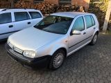 Volkswagen Golf 1999 с пробегом 163 тыс.км. 1.595 л. в Харькове на Autos.ua