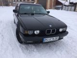 BMW 5 серия 1988 с пробегом 300 тыс.км. 2 л. в Бережанах на Autos.ua
