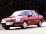 Opel Ascona C , седан (1981 - 1988)