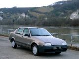 Renault 19 I , седан (1988 - 1992)